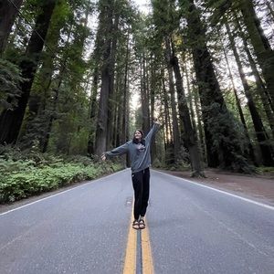 Meet your Posher, Talia